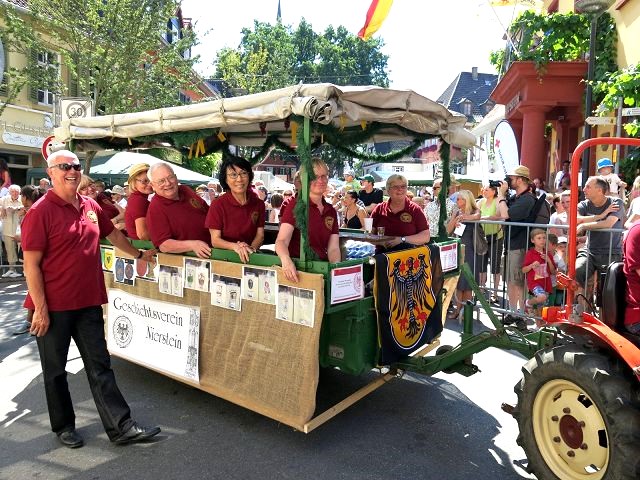 Winzerfestumzug Nierstein2015